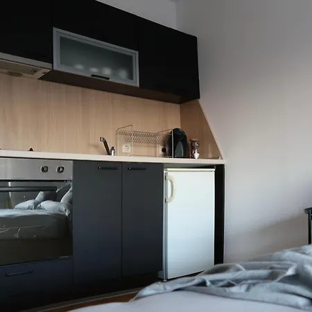 Modern Mountain Getaway Apartment